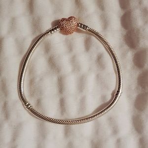 🛑SOLD🛑Pandora rose gold pave heart bracelet